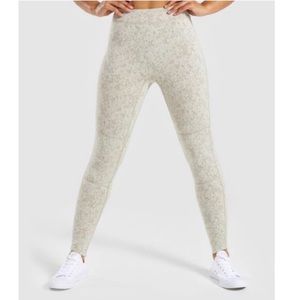 NEW! Gymshark fleur texture leggings